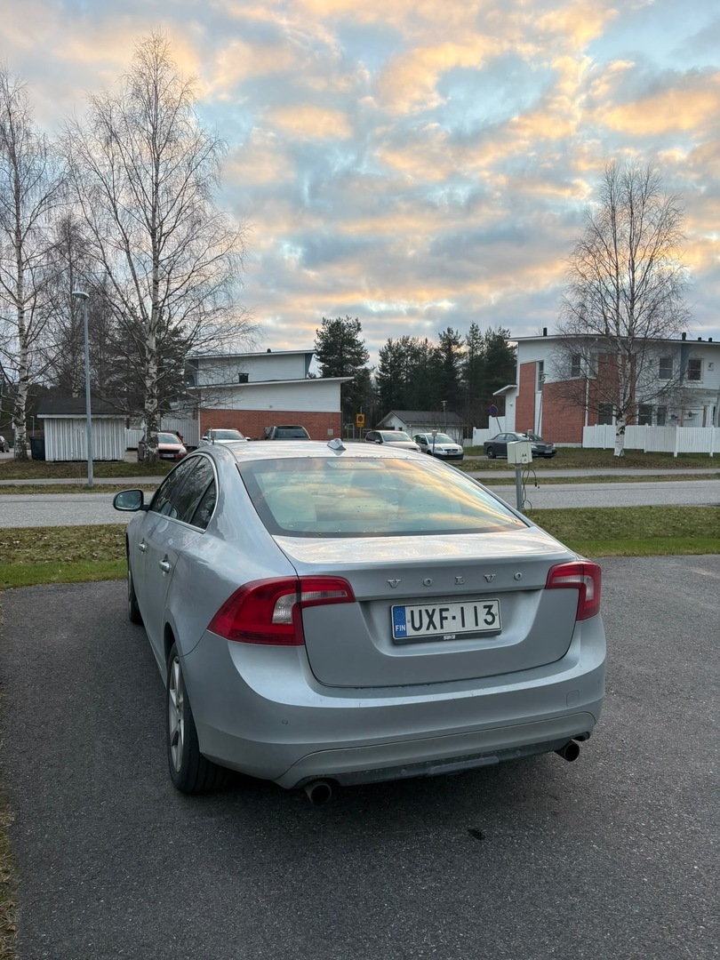 Volvo - S60 - T3 Business Summum aut - Sedan
