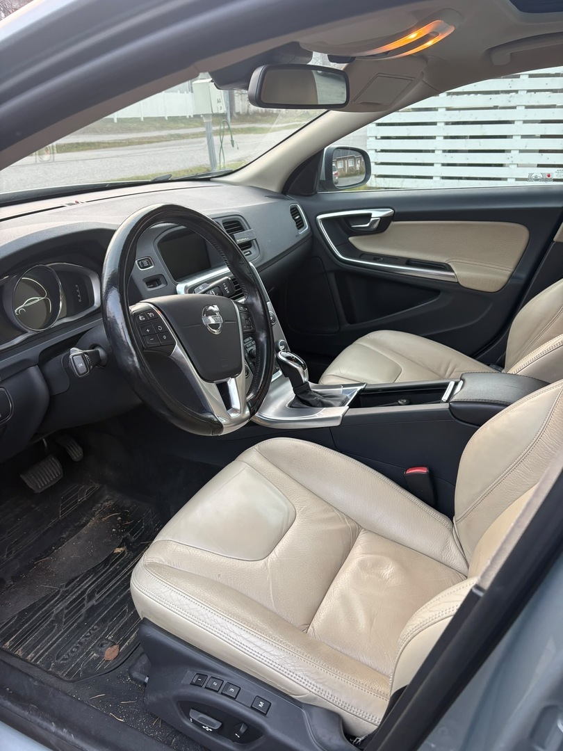 Volvo - S60 - T3 Business Summum aut - Sedan