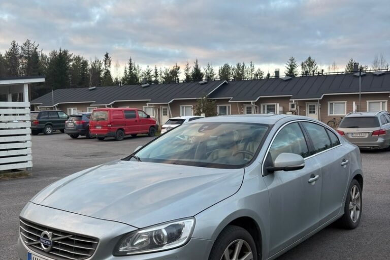 Volvo - S60 - T3 Business Summum aut - Sedan