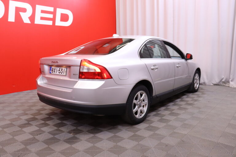 Volvo S80