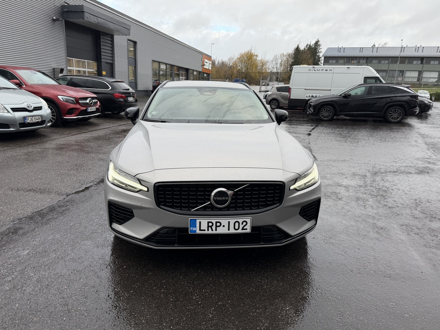 Volvo - V60 - T6 AWD Long Range Plus Dark aut - Farmari