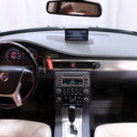 Volvo - V70 - 2,4D Momentum Business aut - Farmari