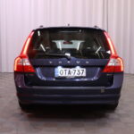 Volvo - V70 - 2,4D Momentum Business aut - Farmari