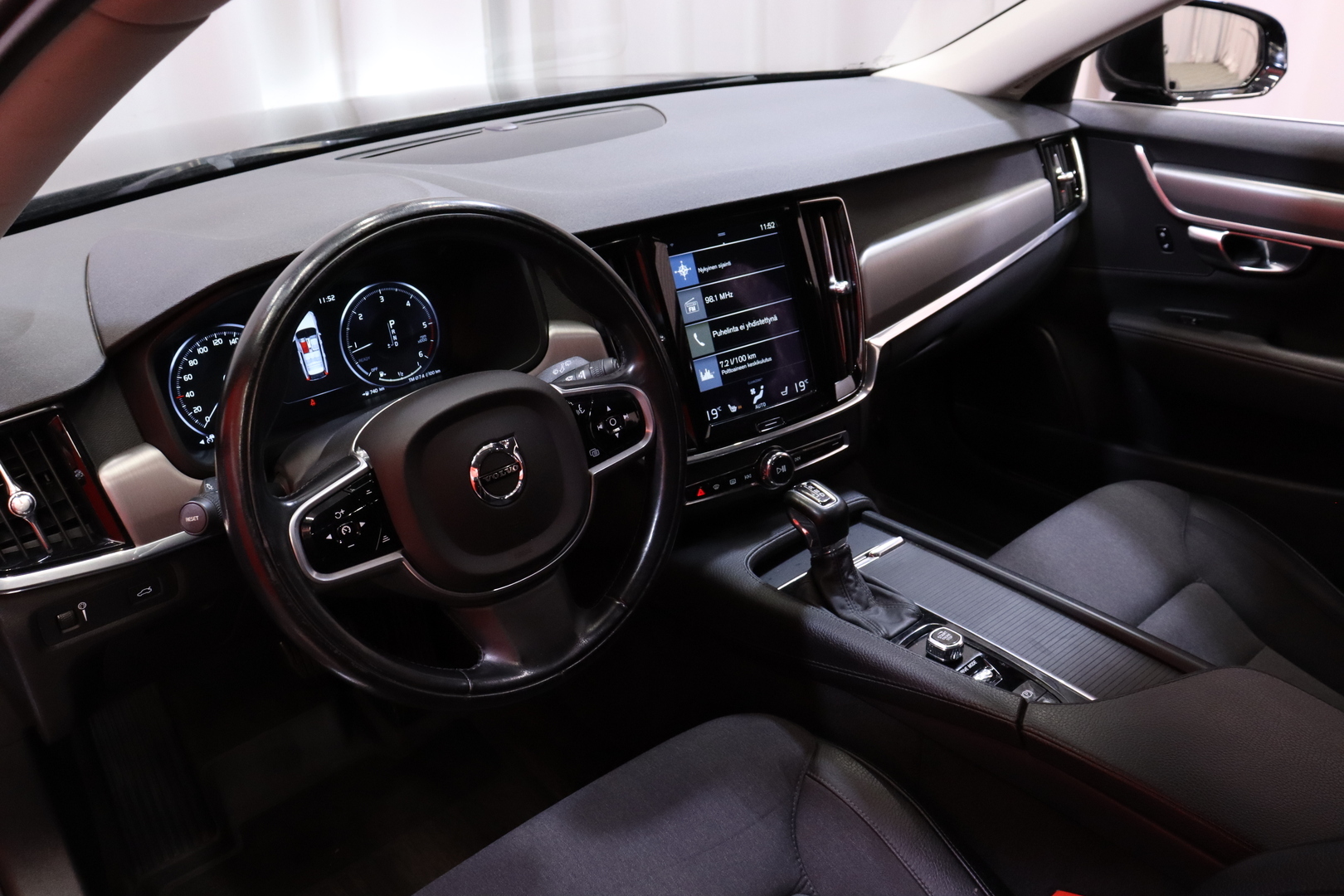 Volvo - V90 - D4 AWD Business aut - Farmari