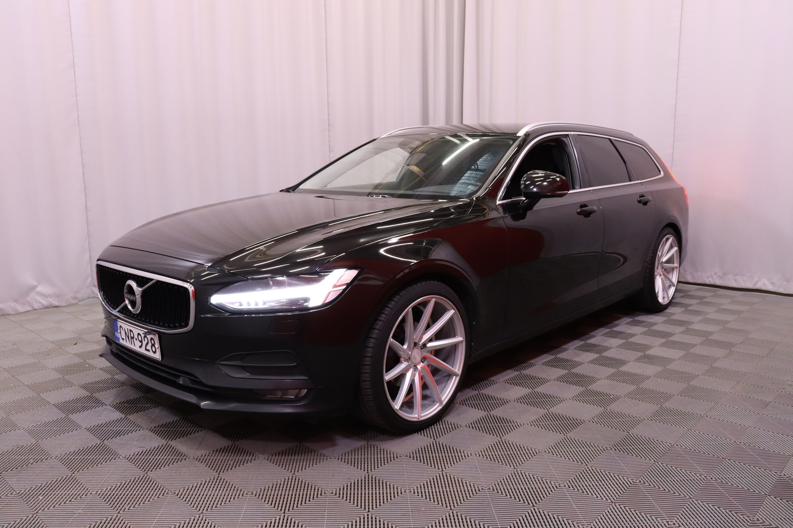 Volvo - V90 - D4 AWD Business aut - Farmari