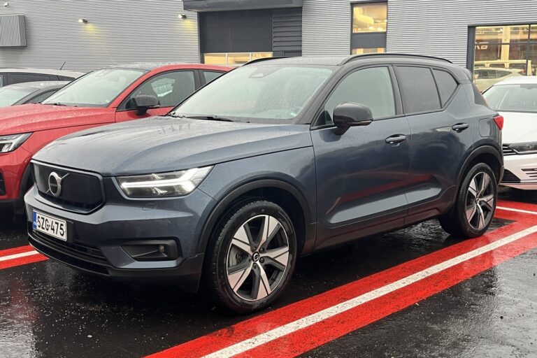 Volvo - XC40 - Recharge Twin Business Plus aut - Maastoauto