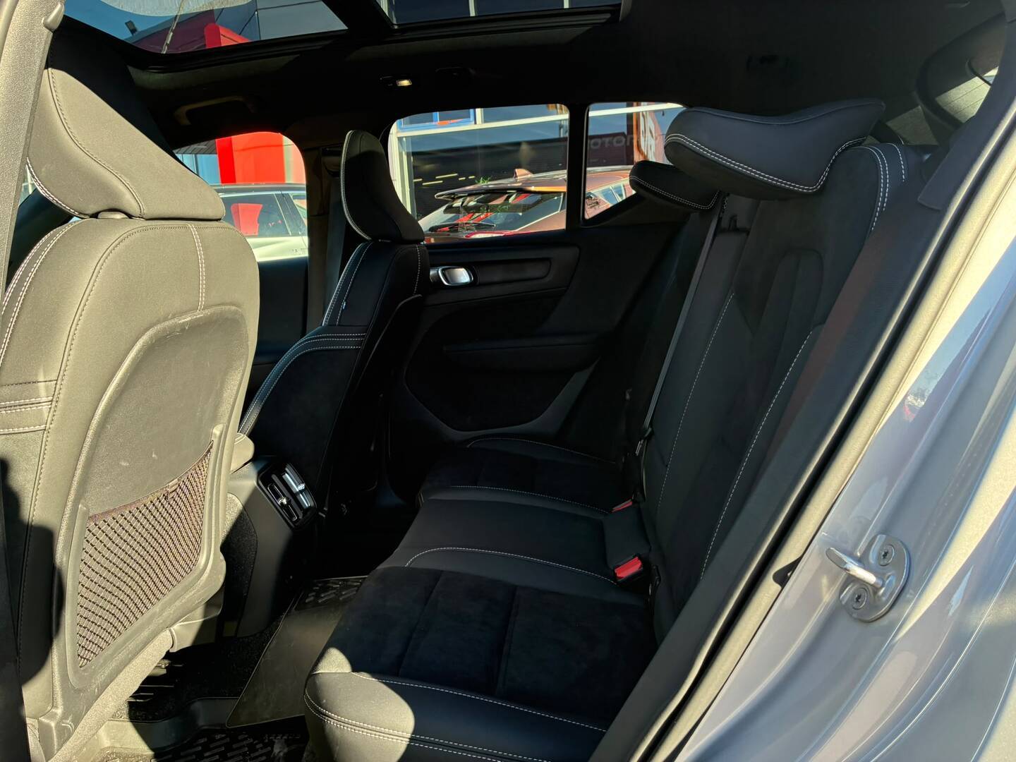 Volvo - XC40 - Recharge Twin Ultimate - Maastoauto