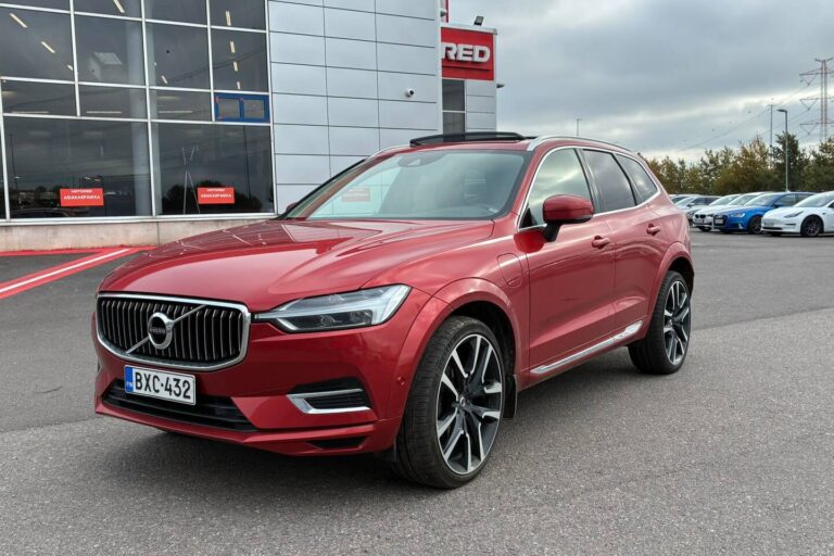 Volvo - XC60 - T8 AWD Inscription aut - Maastoauto