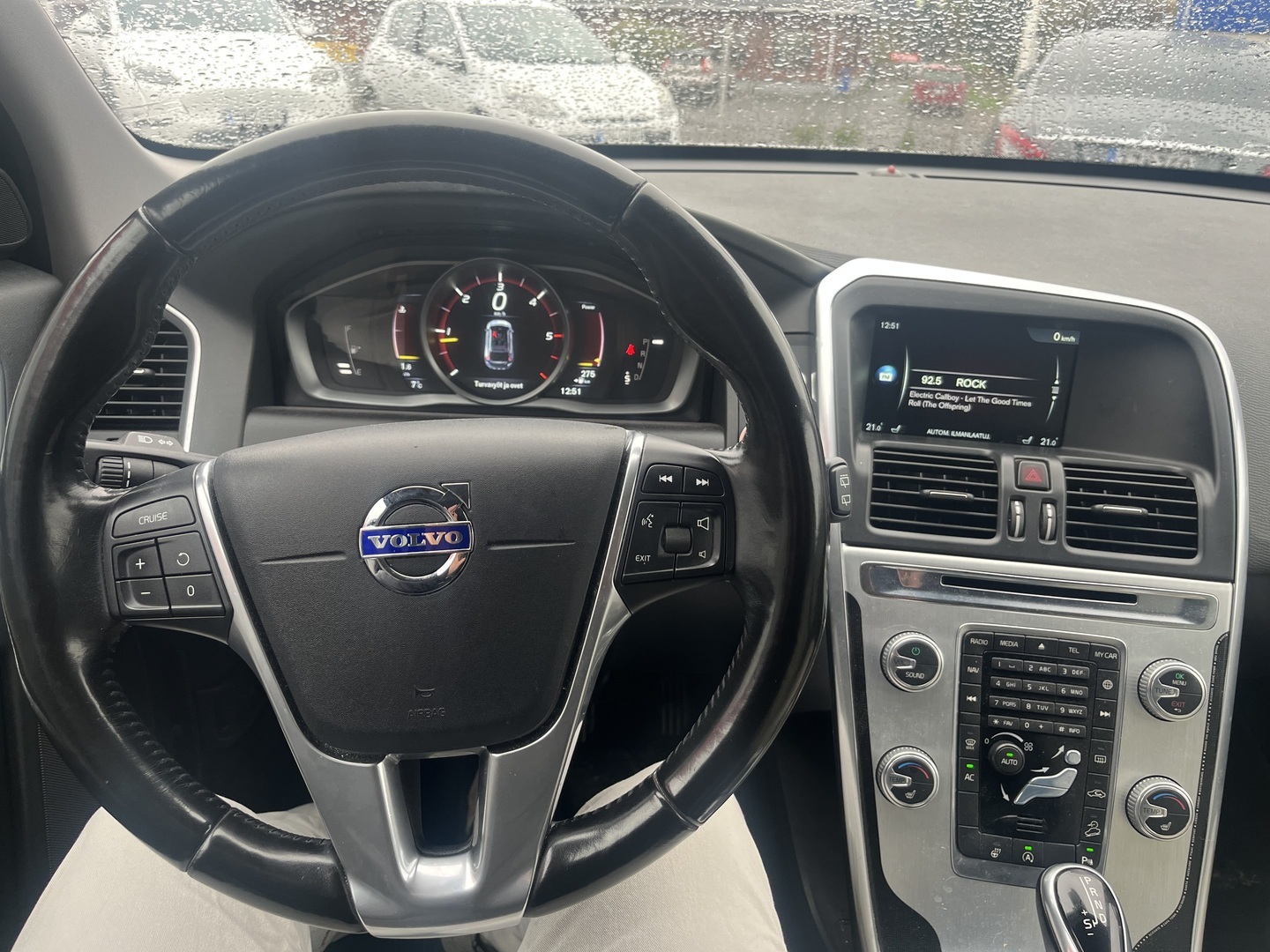 Volvo - XC60 - XC60 Farmari (AC) 4ov 2400cm3 A - Farmari