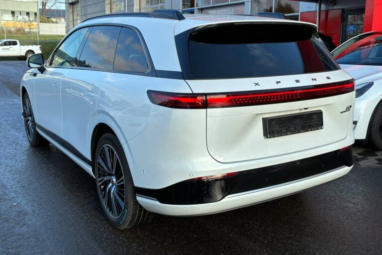 Xpeng G9