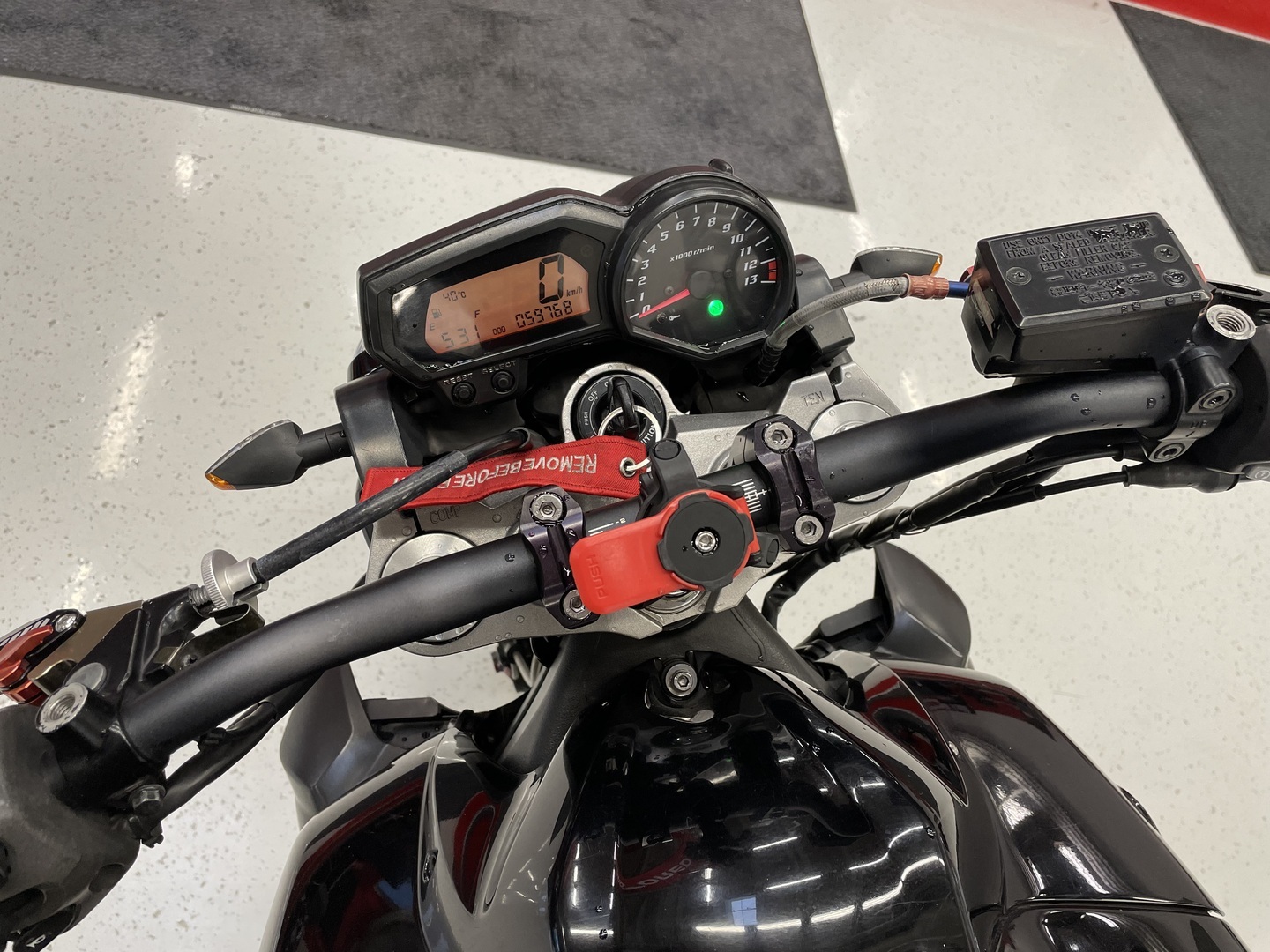 Yamaha - FZ1-N - // Juuri saapunut / Akrapovic / Siistikuntoinen // - Moottoripyörä