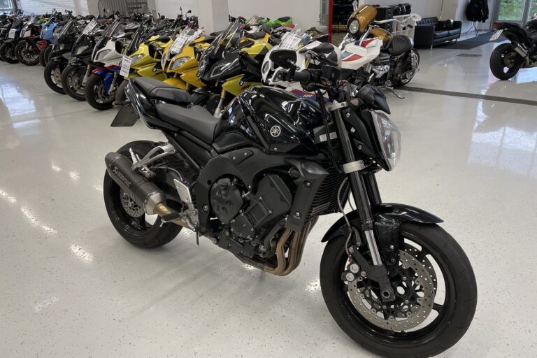 Yamaha - FZ1-N - // Juuri saapunut / Akrapovic / Siistikuntoinen // - Moottoripyörä