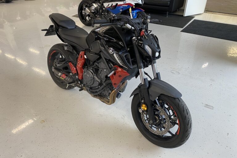 Yamaha - MT-07 - // Juuri saapunut! / Suomipyörä / Akrapovic / TFT // - Moottoripyörä