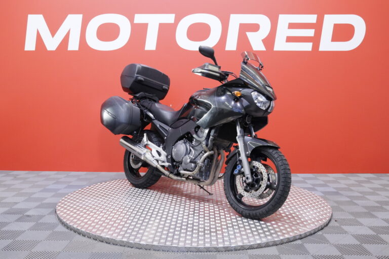 Yamaha - TDM - 900 // Myydään Huutokaupat.com // - Moottoripyörä