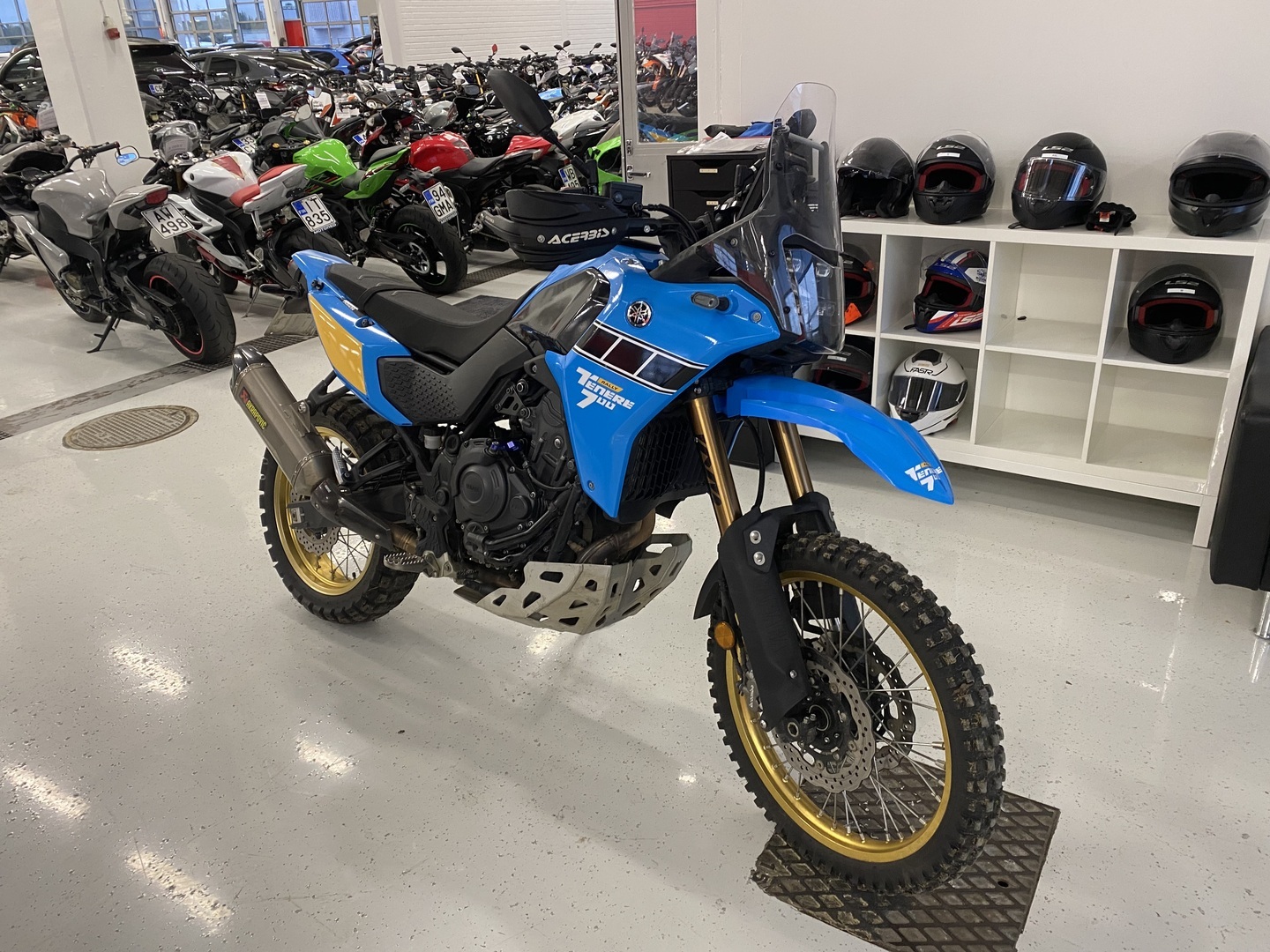 Yamaha - XTZ - 700 Tenere Rally Edition // Juuri saapunut! / 1. Om Suomipyörä / ABS Dongle / TFT / Akrapovic // - Moottoripyörä