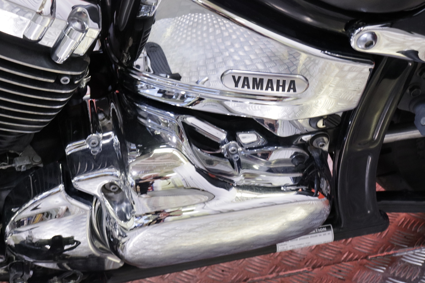 Yamaha - XVS - 650 Dragstar Classic // Suomi-pyörä / Huoltokirja / Hienossa kunnossa / Laukut // - Moottoripyörä