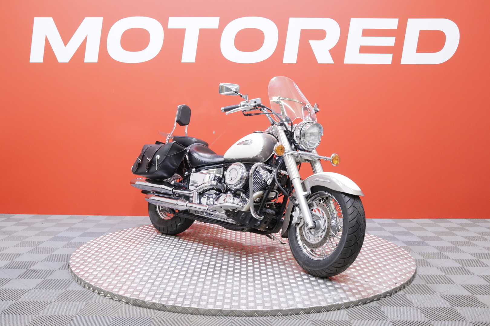 Yamaha - XVS - 650 Dragstar Classic // Suomi-pyörä / Huoltokirja / Hienossa kunnossa / Laukut // - Moottoripyörä