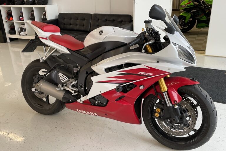 Yamaha - YZF-R6 - // Juuri saapunut / Suomi pyörä // - Moottoripyörä